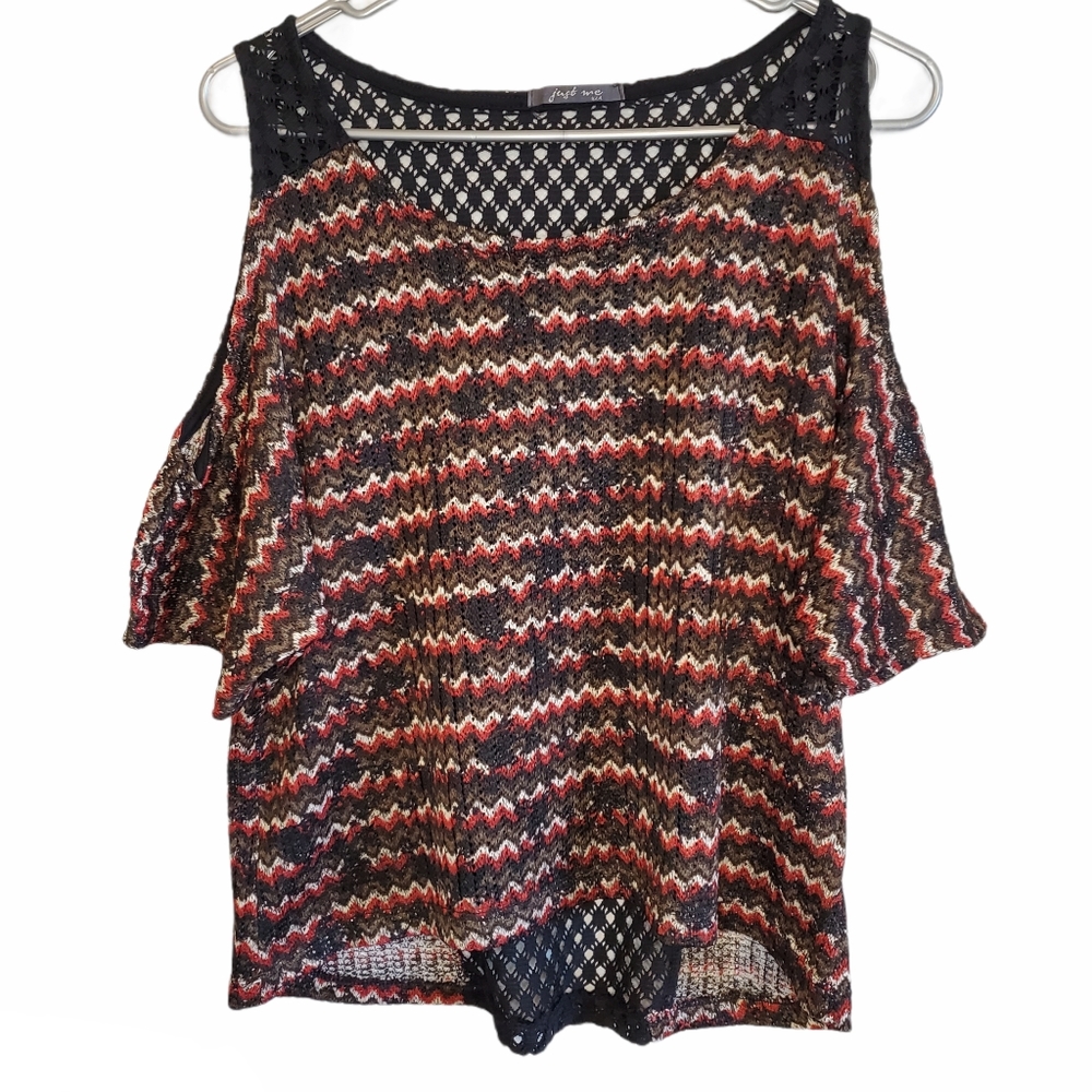 Just me Chicos top chevron lace back cold shoulder